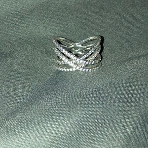 Pandora ring